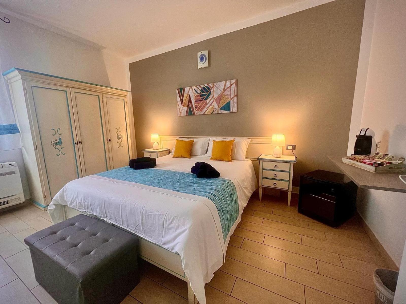 Hotel Sabbia & Mare Porto Torres Exterior foto